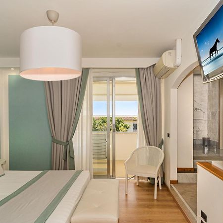 Raffaelli Park Hotel Форте дей Марми Екстериор снимка