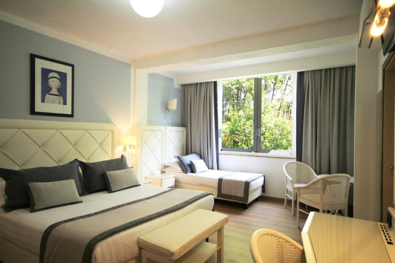 Raffaelli Park Hotel Форте дей Марми Екстериор снимка