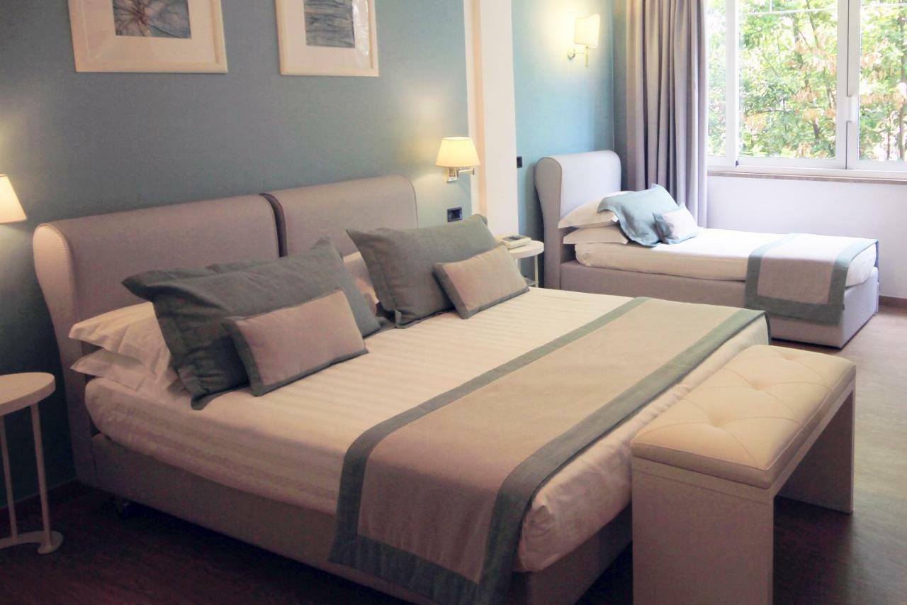 Raffaelli Park Hotel Форте дей Марми Екстериор снимка
